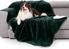 gogobunny manta-cama-impermeable-sherpa-verde-bosque protege camas y muebles de líquidos.