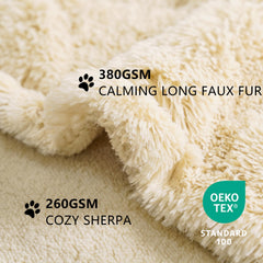 Manta reversible gogobunny con pelo sintético suave para mayor comodidad de la mascota.