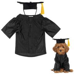 GraduatePro gorra y toga frontal para ceremonia de graduación canina con estilo.
