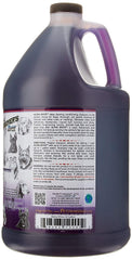 Groomers Edge Alpha White Champú, textura cremosa, ideal para desmanchar y aportar brillo.