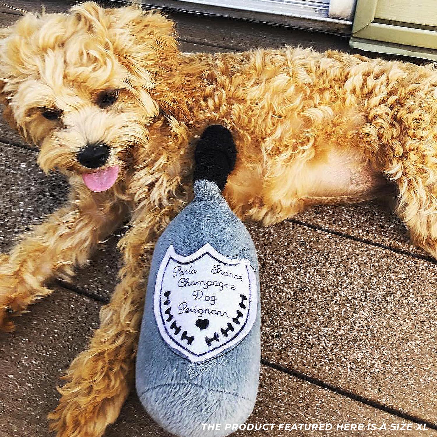 Apto para todas las razas Champagne Perignonn de Haute Diggity Dog para juego inclusivo.