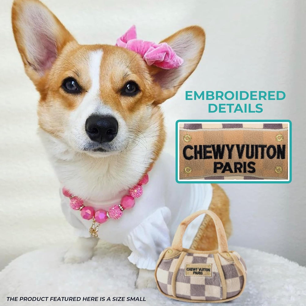 Detalles bordados del bolso Checker Chewy Vuiton, diseño llamativo para paseo y entretenimiento.