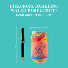 Haute Diggity Dog LickCroix Barkling Water Pamplemutt, diseño llamativo que destaca en el parque.