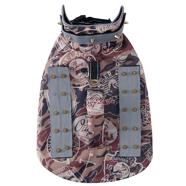 HDKUW chaleco para perro pequeño con puntas visto de frente, protección durante paseos.