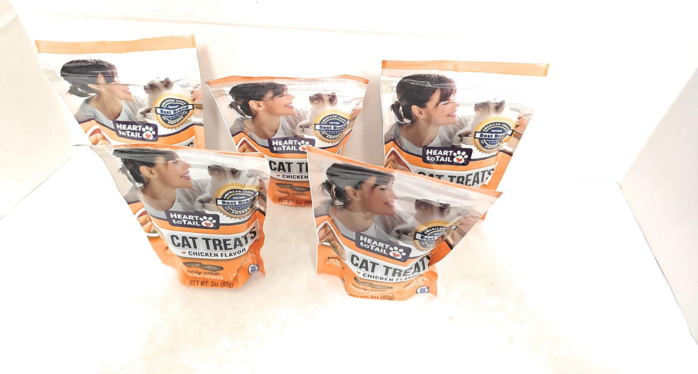 Heart To Tail gatos snacks pollo crujiente exterior crema interior para premio diario