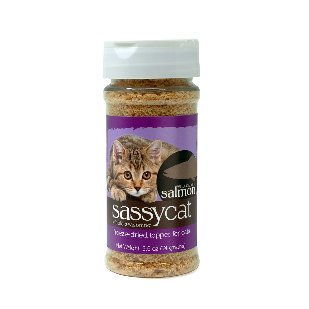 Herbsmith Sassy Cat Seasoning con salmón deshidratado, realce de sabor para gatos exigentes.