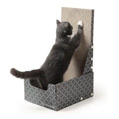 Hide & Scratch: vista frontal de la caja de cartón para gatos, rascar y descansar