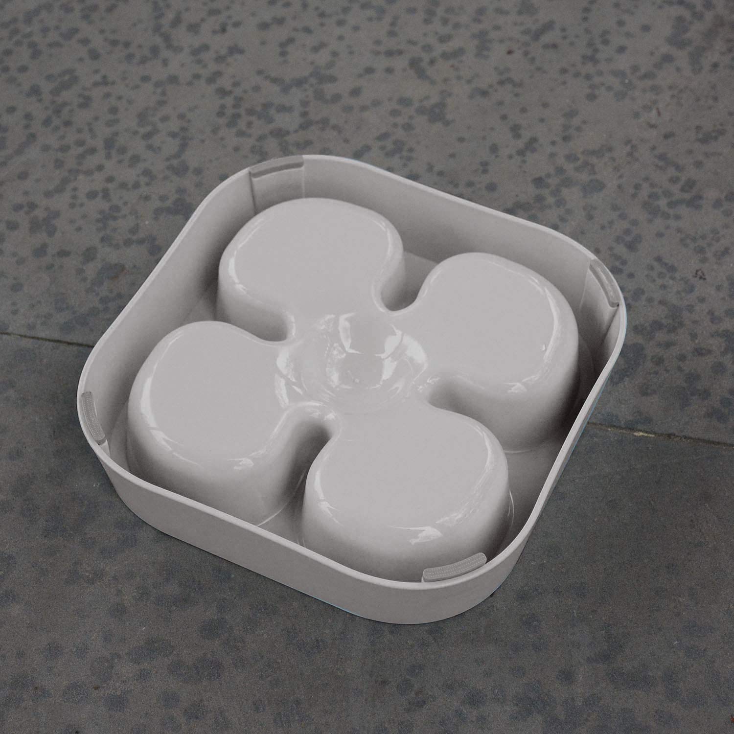 Diseño elegante Hifrenchies, base antideslizante para comer sin desorden