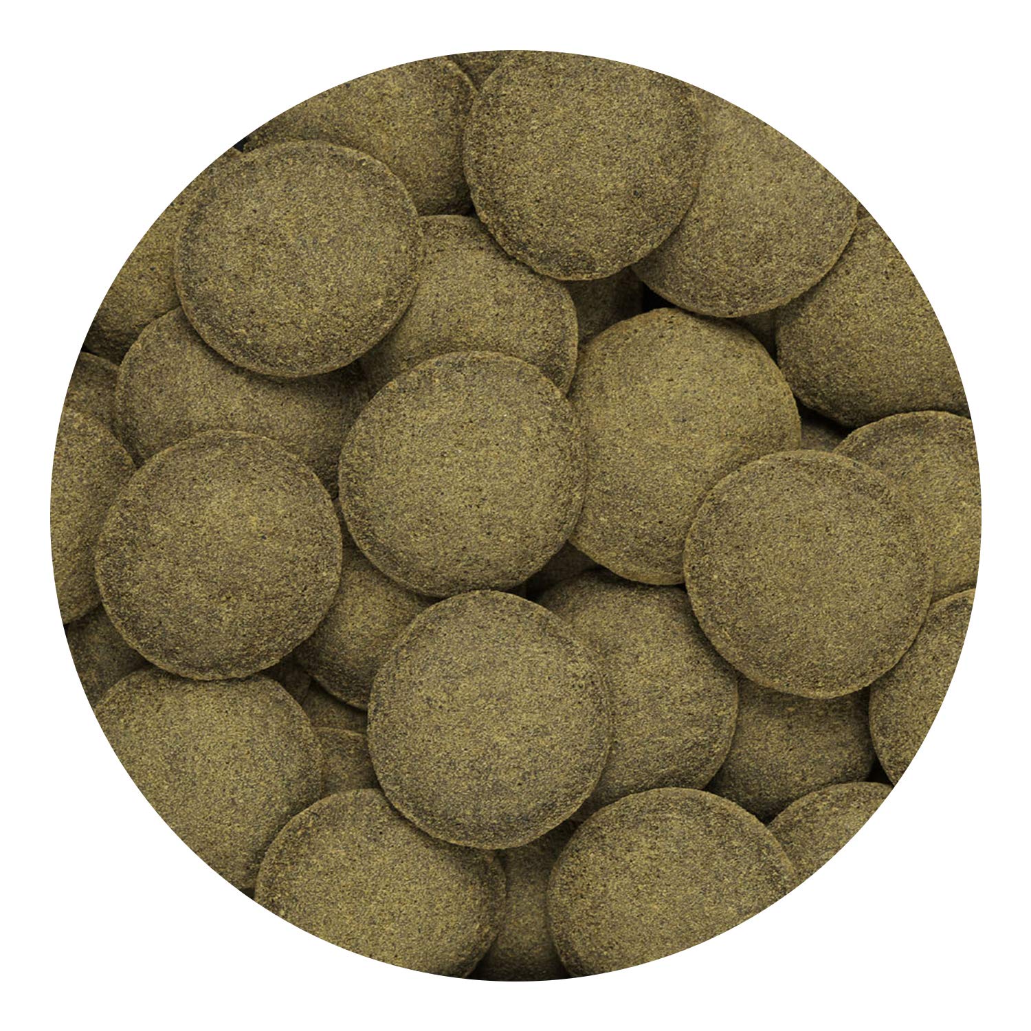 Textura suave de las pastillas de algas Hikari, fáciles de repartir