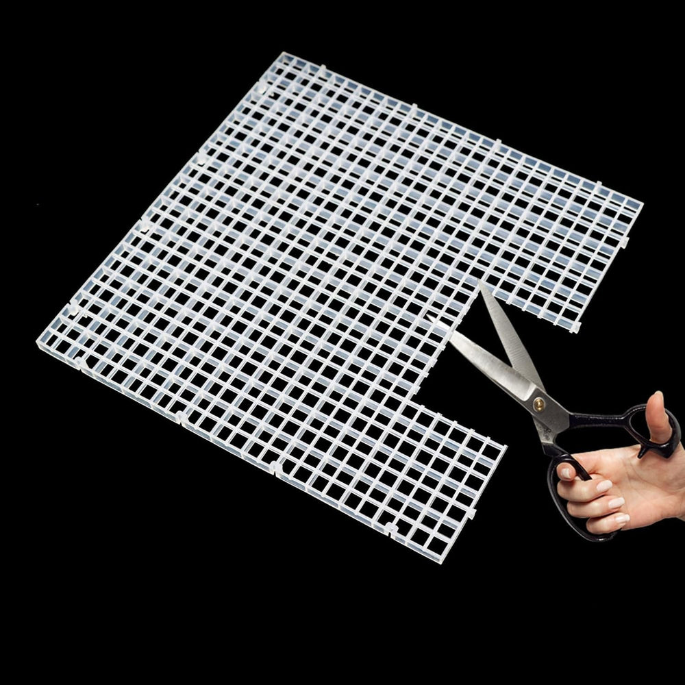Hipanda material plástico resistente que soporta uso diario.