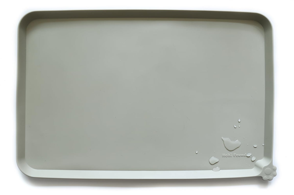 Bandeja de alimentación de silicona Hoki Found anti-deslizante crema-verde, evita derrames.