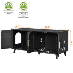 Homhedy interior dos gatos y caja de arena organizados para limpieza fácil.