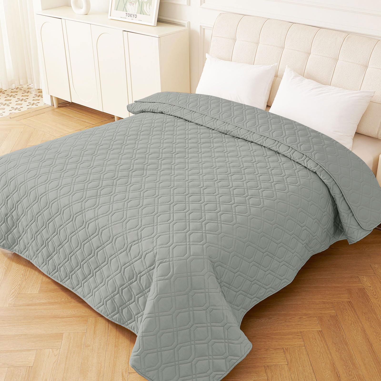 Hyha cubre sofá impermeable, protege ante manchas y pelo.