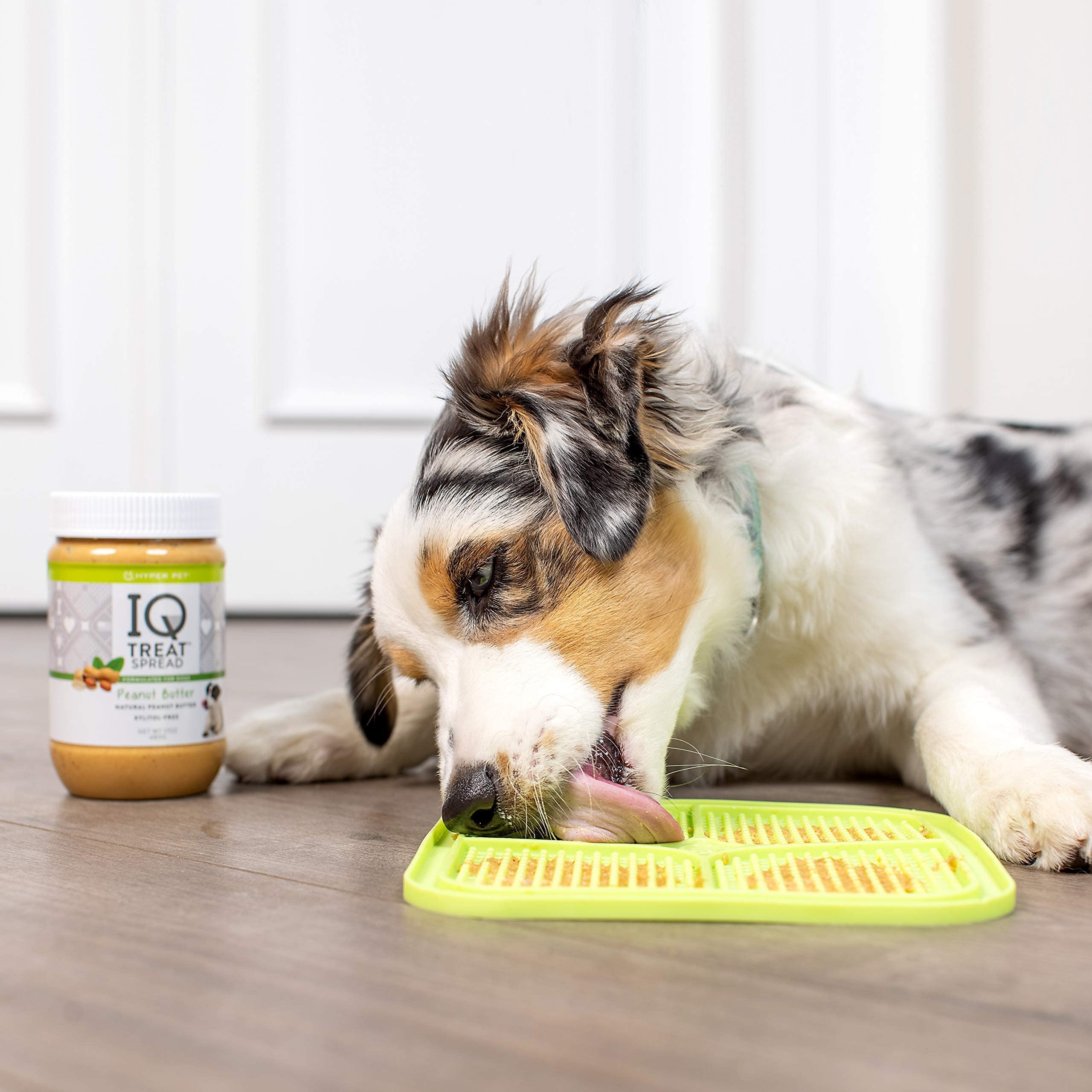 Hyper Pet IQ Treat Lick Mat, perfecto para premios con mantequilla de cacahuete o yogur.