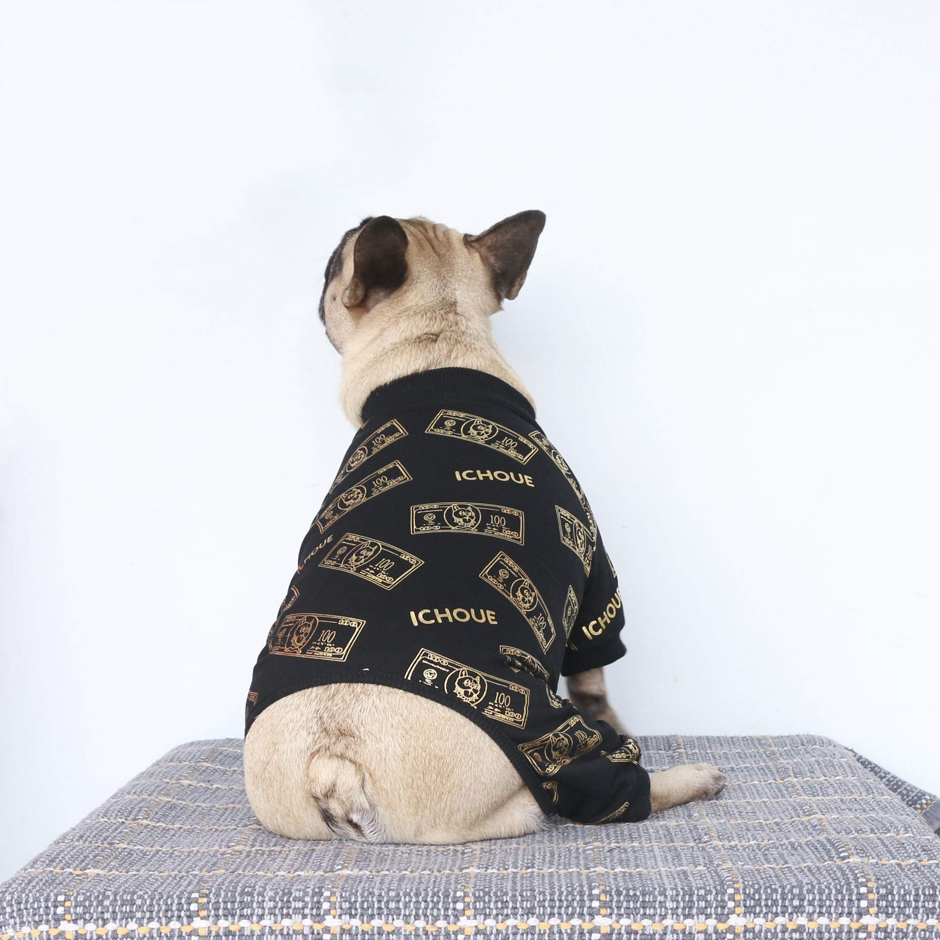 Pijama iChoue para perro bulldog francés, vista trasera, acabado elegante y cómodo.