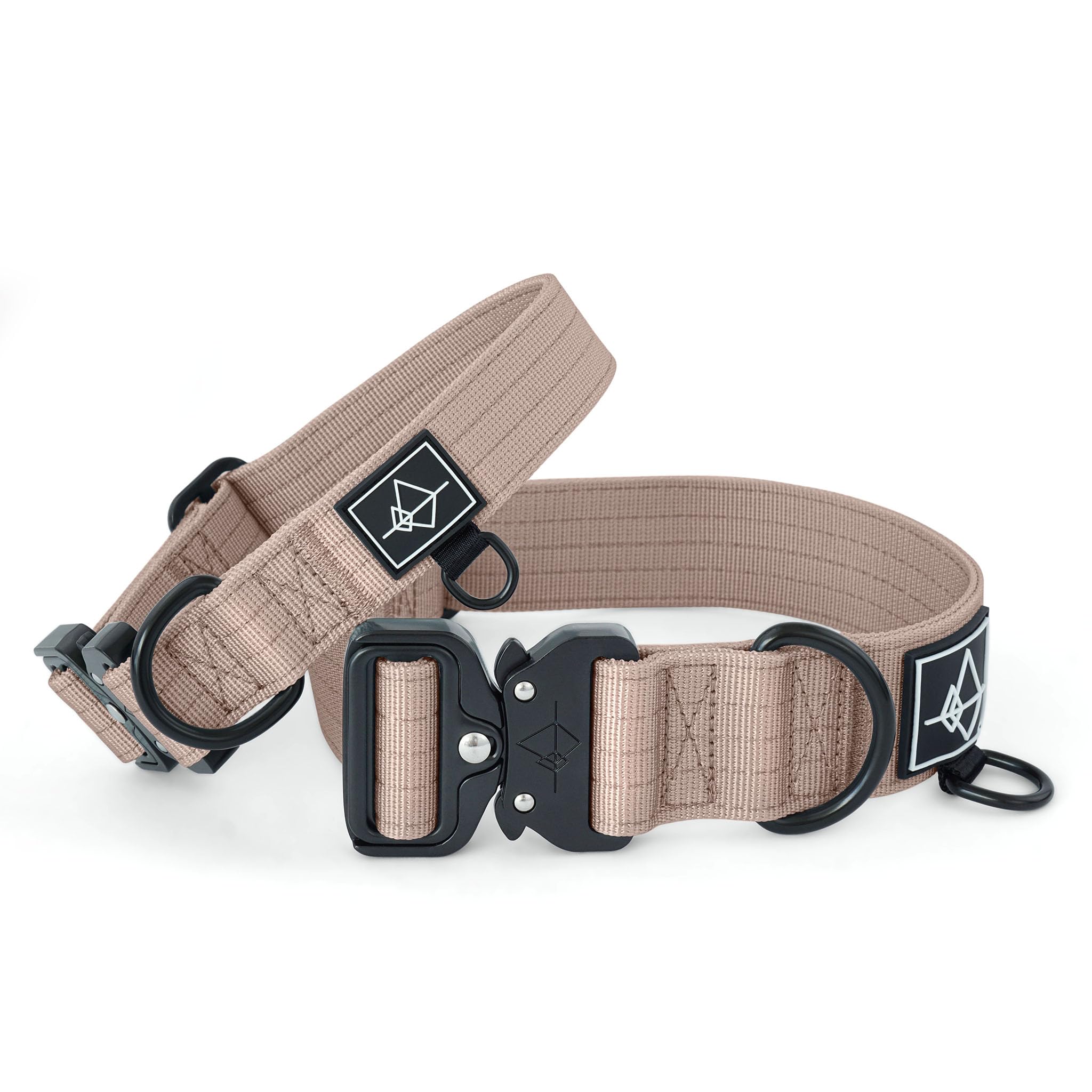 Colar MADE TO ROAM nylon 1000D de doble capa para aventuras duraderas.