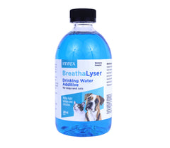 ImRex Breathalyser: vertido de la botella en el cuenco para higiene oral diaria.