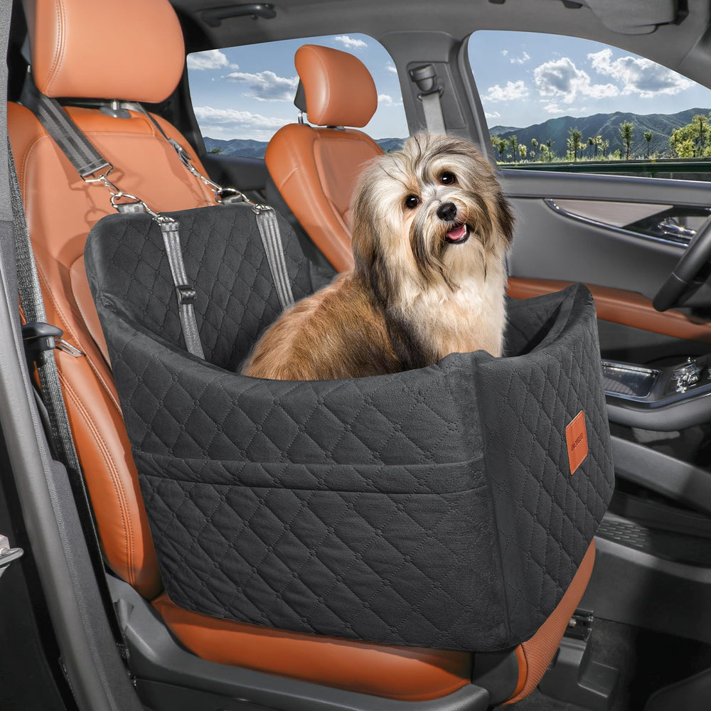 INDYBUD asiento-coche-perro-instalacion-facil permite fijarlo rápido.