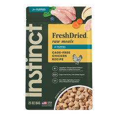 Instinct Puppy bolsa frontal con pollo liofilizado, ideal para crecimiento saludable.