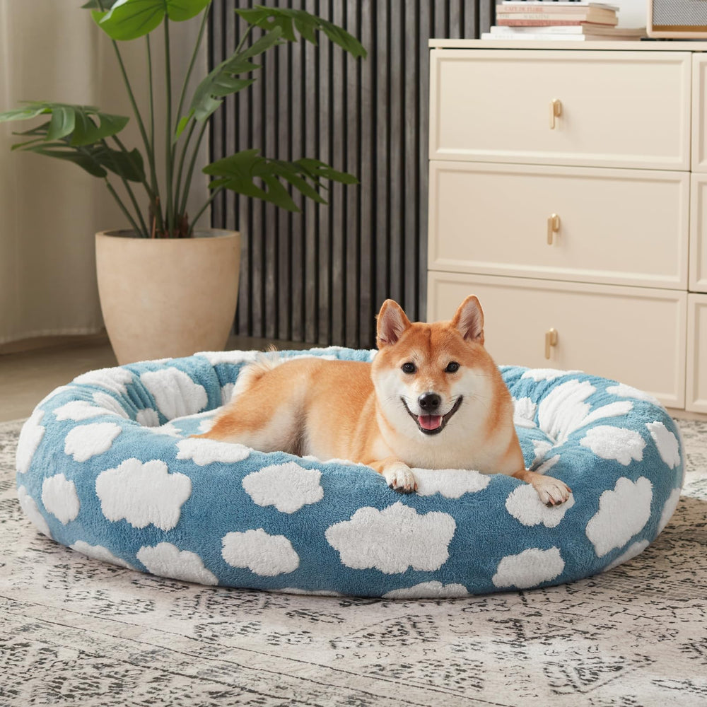Disponible en varias tallas para perros y gatos de diferentes tamaños.
