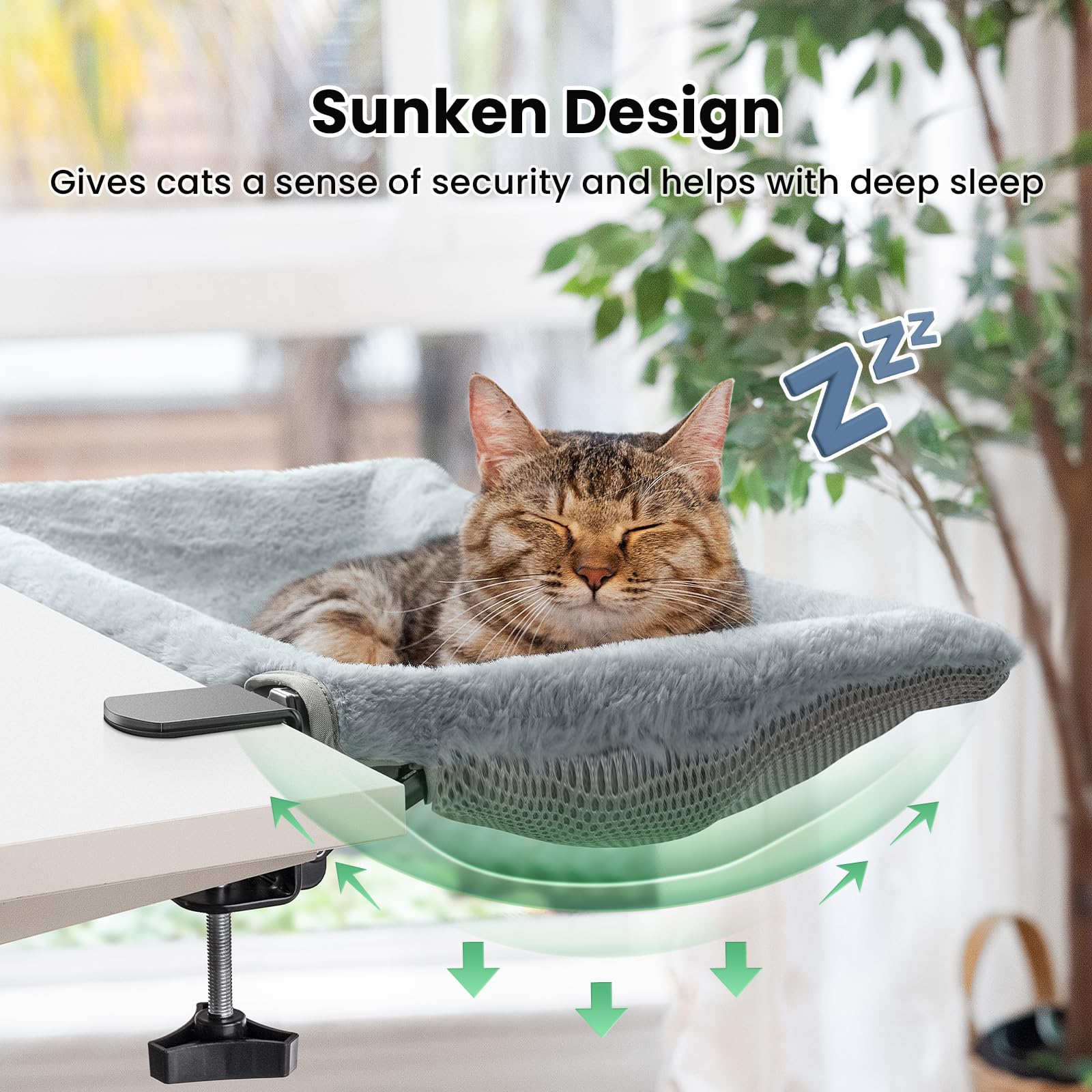 JUNSPOW cama para gato en escritorio amplio: ofrece espacio cómodo para dormir y estirarse.