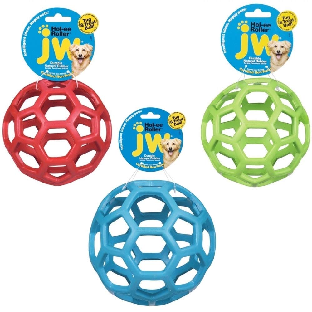 JW Pet Hol-ee Roller, relleno de tratamientos, mejora la interacción durante el juego.