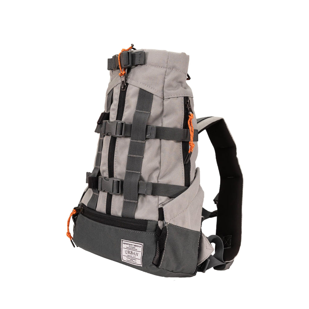 K9 Sport Sack Urban 3: vista trasera, cinturón integrado para mayor estabilidad.