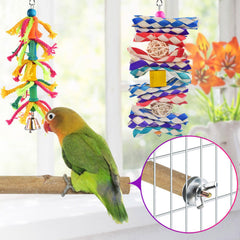Katumo: colgante-escala para aves, diseño versátil para trepar y descansar.