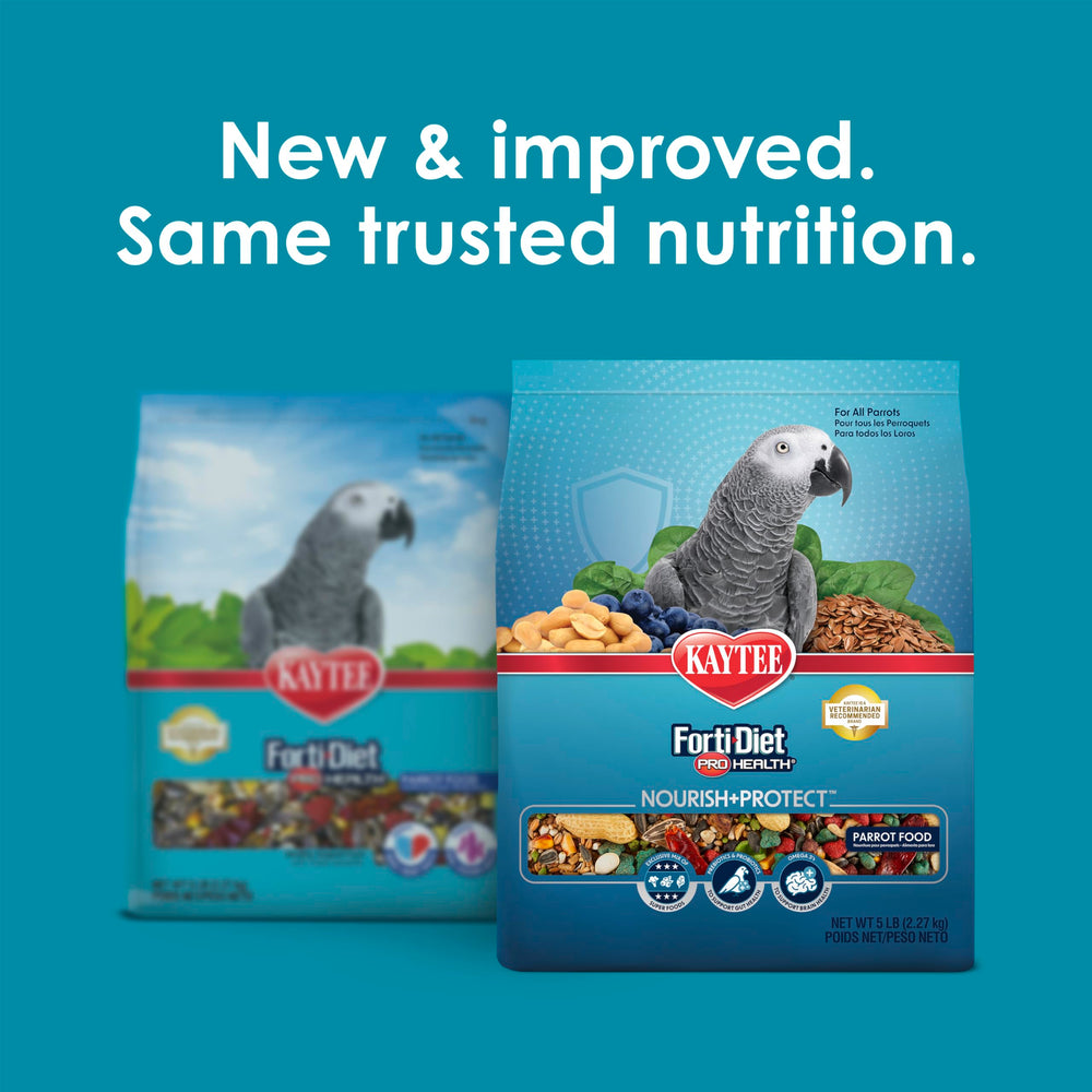 Kaytee Forti-Diet Pro Health en tazón, listo para la alimentación diaria.