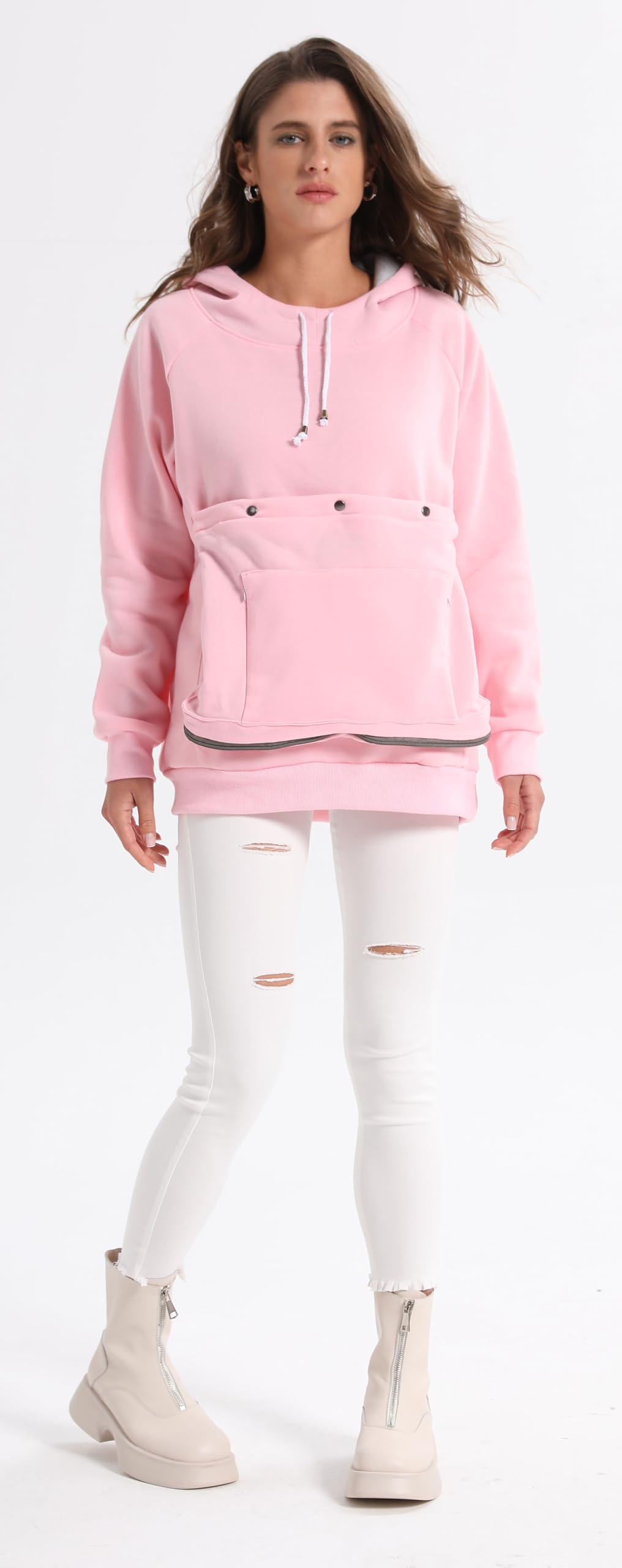 Kei Tomlison Pouch Hoodie tejido felpa suave, sensación cálida al descansar en casa.