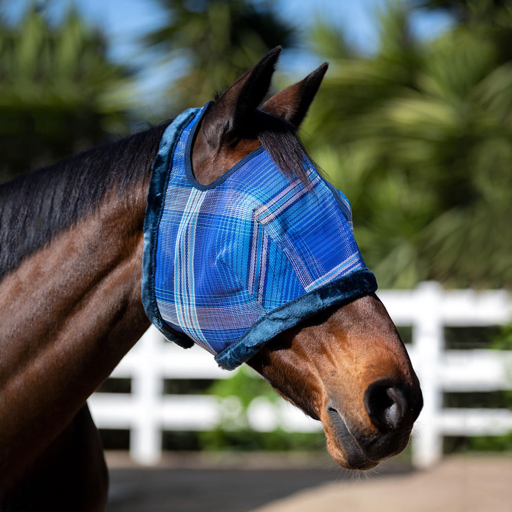 Kensington Fly Mask con correa barbilla garantiza ajuste seguro durante movimientos