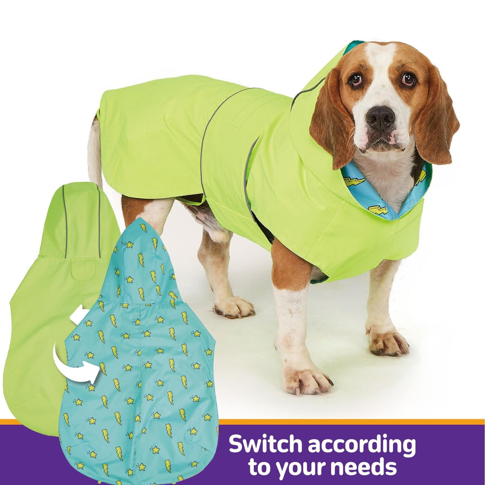 Kimee capucha integrada para protección adicional contra la lluvia.
