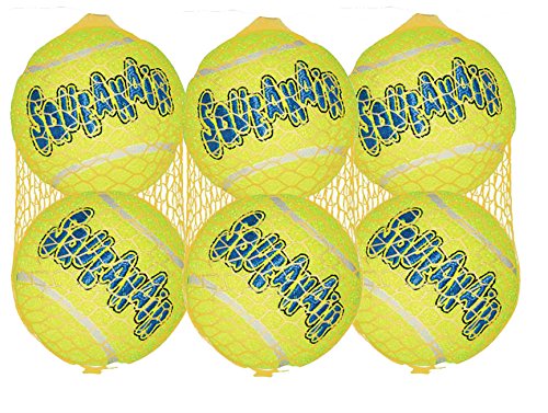 KONG Air Dog: pelotas de tenis para perro grande, ideales para juegos de traer al aire libre.