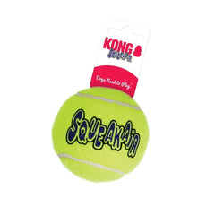 KONG Air Dog Squeaker Pelota de Tenis XL, vista lateral; resistente para perro activo.