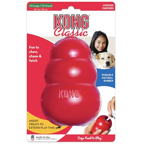 KONG Classic ofrece entretenimiento duradero para perros activos.