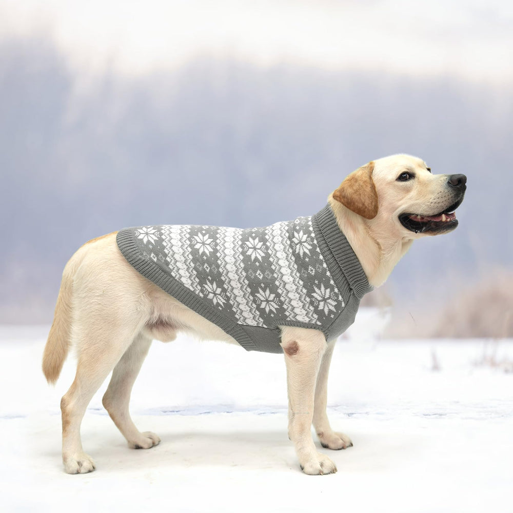 KOOLTAIL color gris suave combina con looks invernales.
