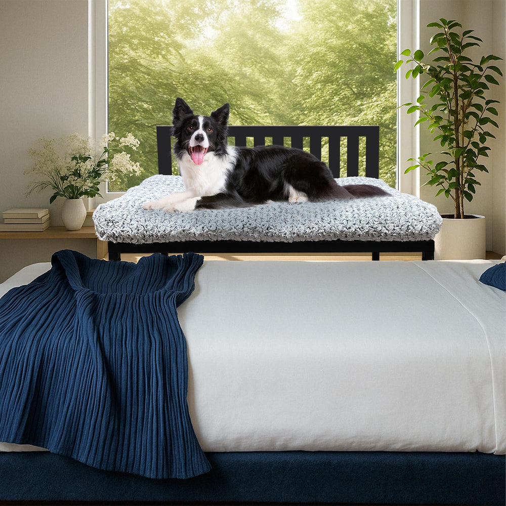 Diseño negro mate Koretech que combina con cualquier habitación.