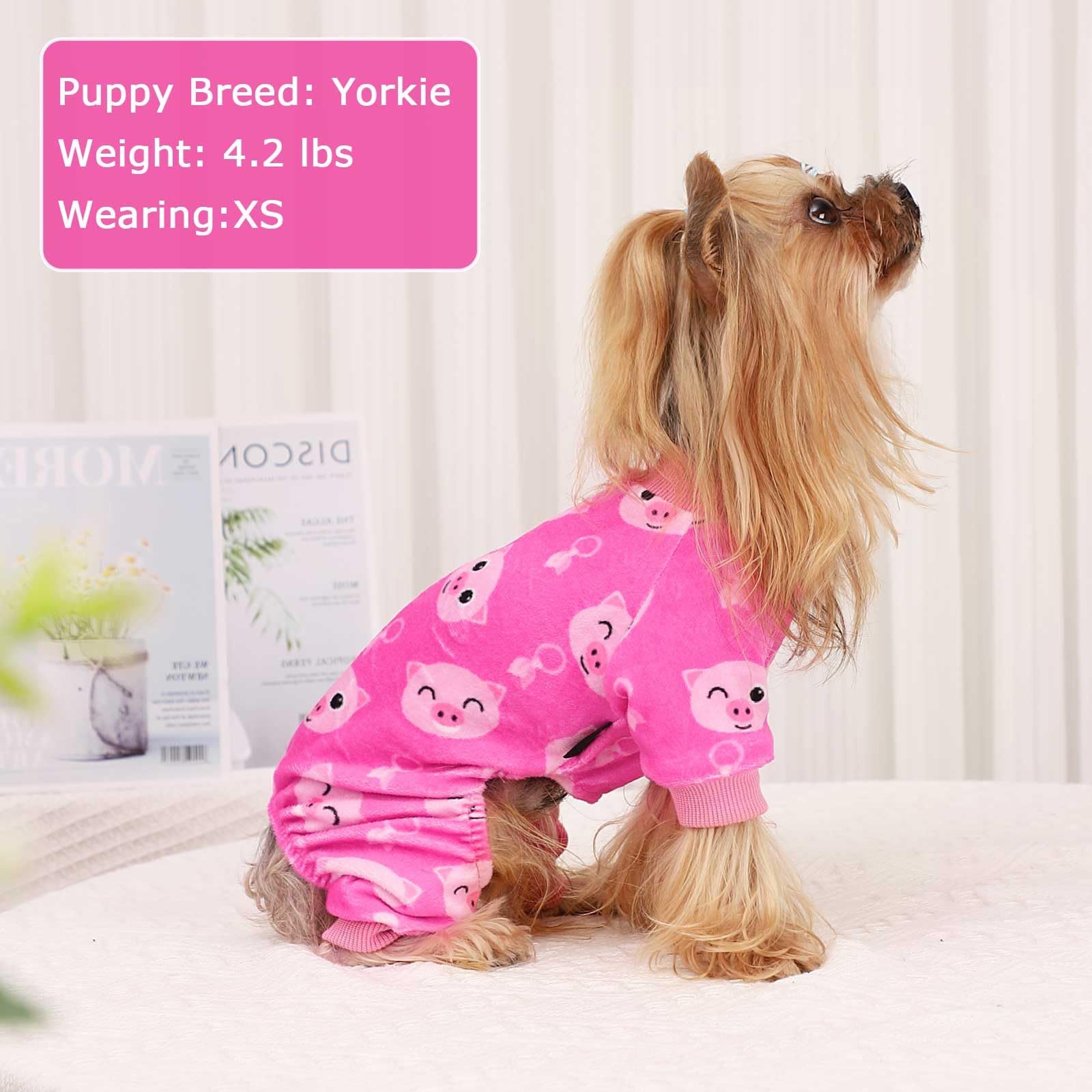 Kosiyi pijama con dibujo de pato amarillo, ideal para sesiones de fotos.