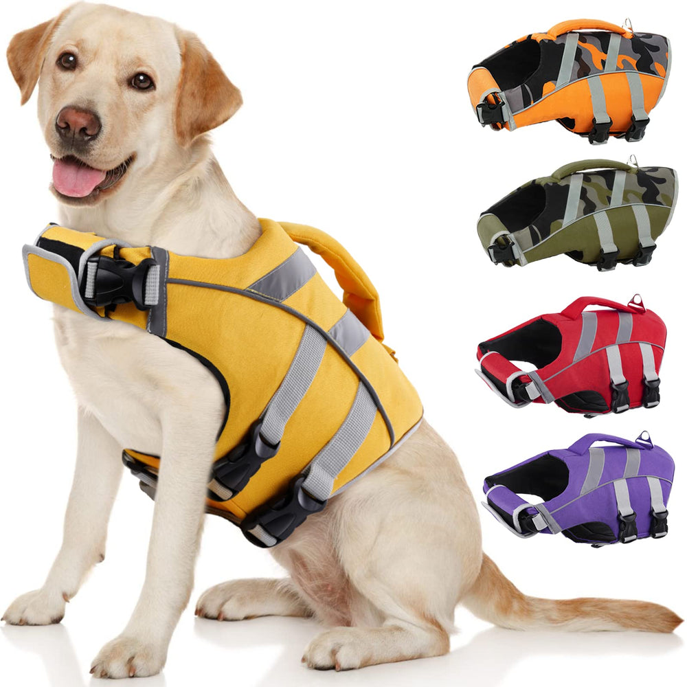 Kuoser chaleco salvavidas para perros con bandas reflectantes para mayor visibilidad.