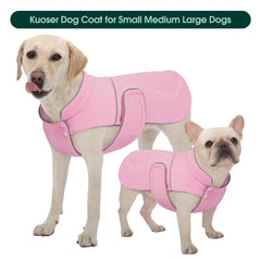 Textura fleece suave Kuoser, ideal para abrigar perros en frío.