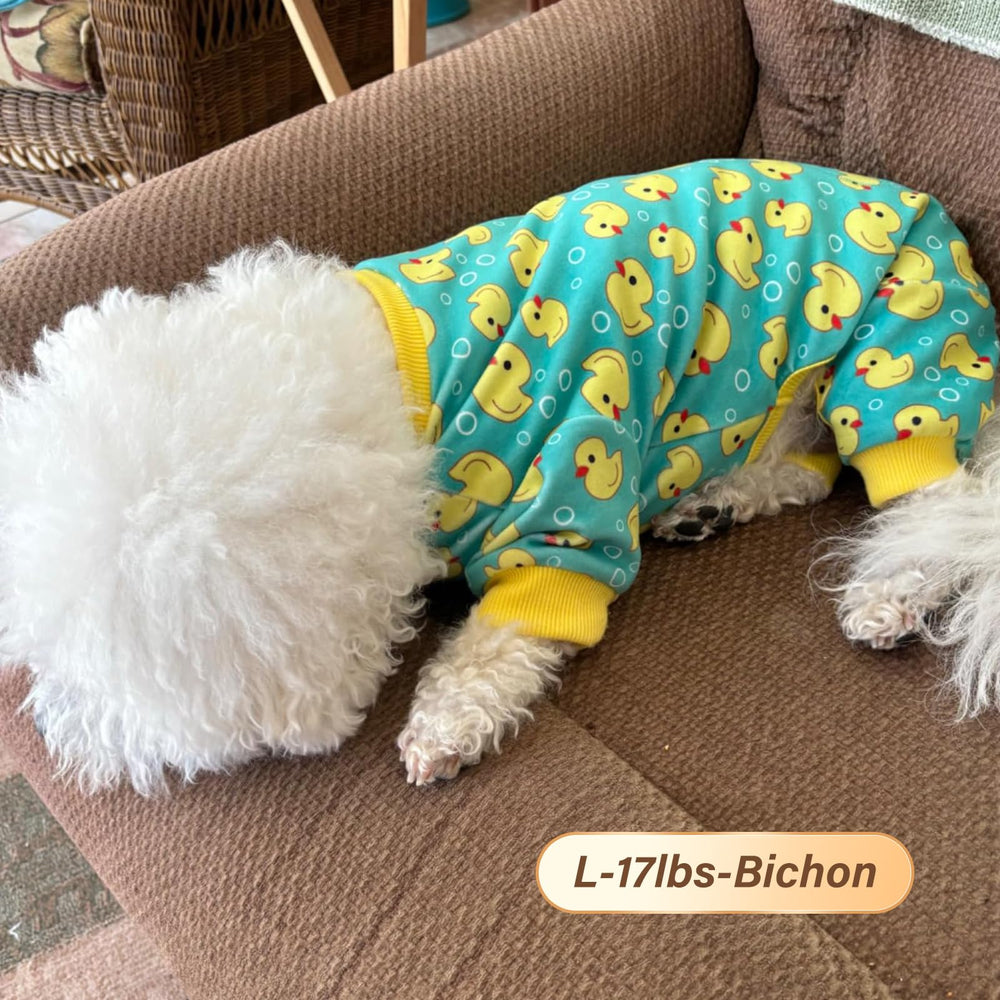 Pijama KYEESE para paseos, diseño práctico y cómodo.
