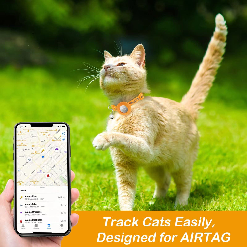 Collar LAFAYI para gato con Airtag naranja y campana para alertar al hogar.
