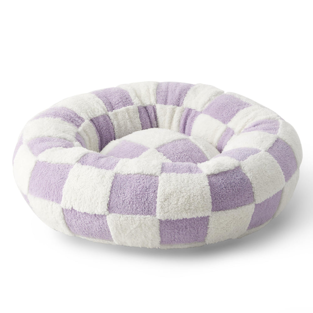 Cama LE SURE morada, fácil de limpiar, para uso diario del hogar.