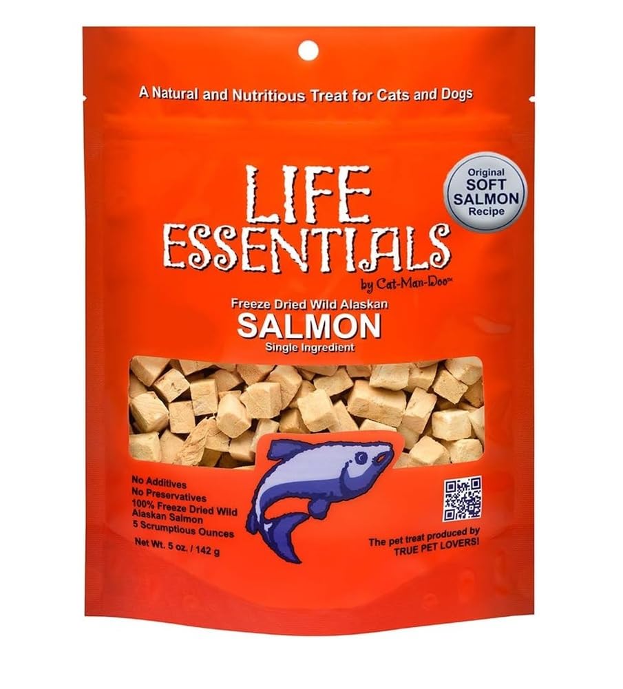 LIFE ESSENTIALS BY CAT-MAN-DOO salmón crujiente en cubos para mascotas, snack natural.