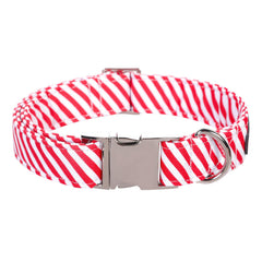 Collar Lionet Paws para perros en Navidad, cómodo y color rojo-blanco.