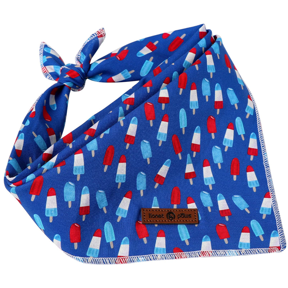 Detalles únicos del patrón de la bandana Lionet Paws para fotos divertidas.