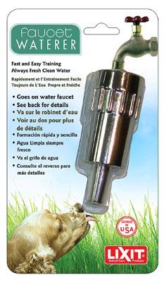 Bebedero grifo Lixit para perros con flujo ajustable, ideal para hidratar al aire libre.