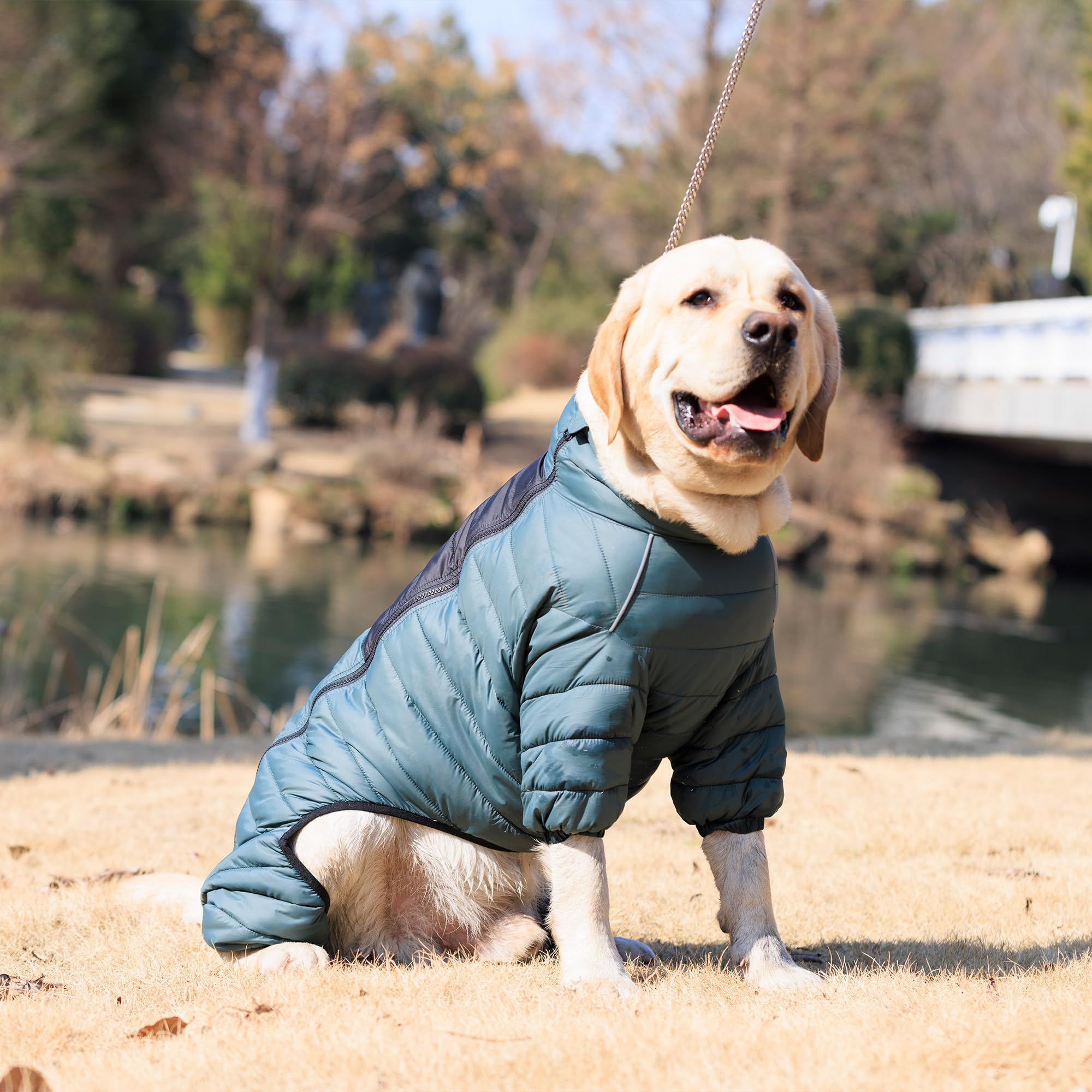Lovelonglong ArmyGreen: exterior de nylon impermeable que mantiene la comodidad bajo lluvia.