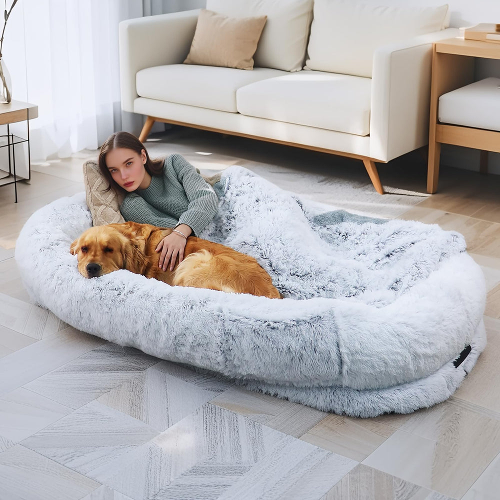 LOVEPals cama humana con dimensiones 71x45x12 y gran espacio para compartir.