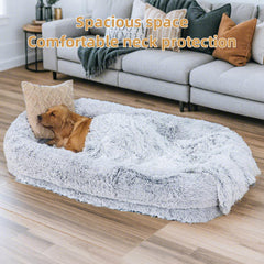 LOVEPals cama humana con bordes elevados para cuello y espalda.